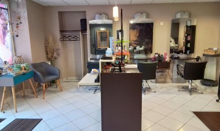 Style zen coiffure : Coiffeur à Saint-M'Hervé