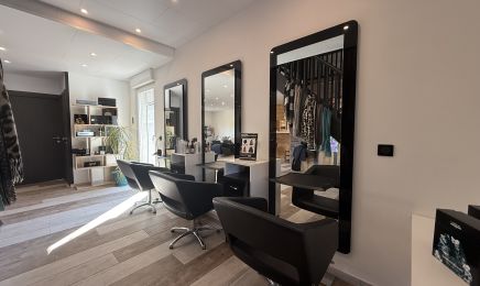 l’accès : Barbier à Orchamps-Vennes