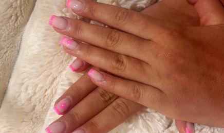So nails : Institut de beauté à Gémenos
