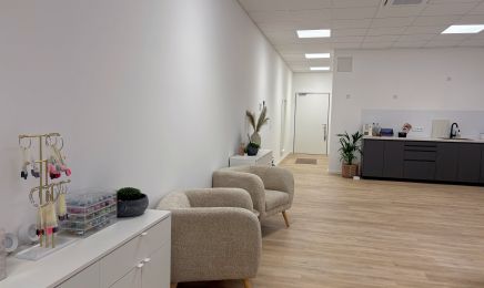 ArDessi Nails & Lashes : Nagelstudio in Augsburg