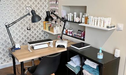 Pause Beauté : Manucure à Servaville-Salmonville