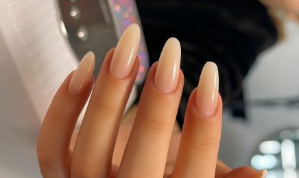 Des cils aux bouts des ongles  : Manucure à TOULOUGES