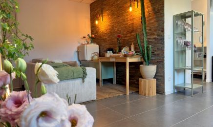 Top’Nails Studio & Tattoo By Céline : Institut de beauté à Sanary-sur-Mer
