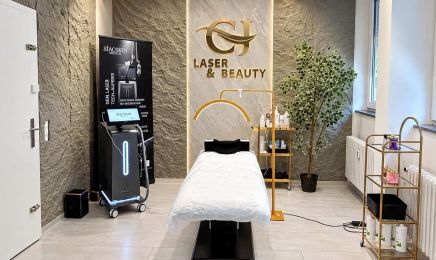 Friseur CJ Beauty and Style: Kosmetikstudio in Mannheim