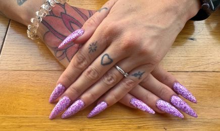 Beauty nails by cha & Mindset tattoo : Institut de beauté à Nice