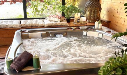 Hotel SPA au Coq dort : Spa à Châtillon-sur-Chalaronne