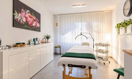 Nura Luxe Beauty: Kosmetikstudio in Berlin
