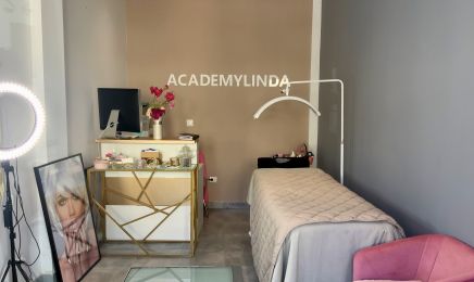 AcademyLinda : Manucure à Asnières-sur-Seine