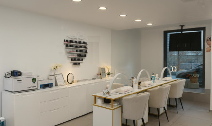 Beauty & More Kosmetik Spa Studio: Kosmetikstudio in Frankfurt am Main