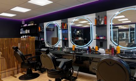Elysian Cut & Beauty: Barbershop in Hamburg