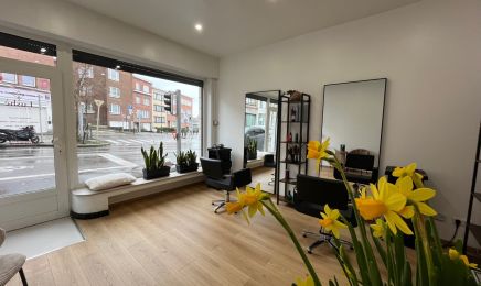 Lushè Beauty Salon : Coiffeur à Auderghem