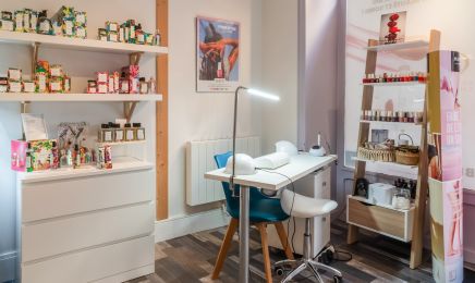 Institut Belle & Zen : Manucure à Brioude
