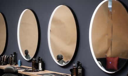 Ali Signatur cut: Kosmetikstudio in Kassel