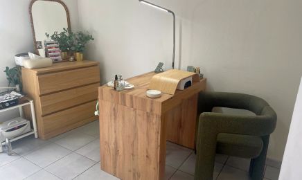 Poutch The Nail Room : Manucure à Bordeaux