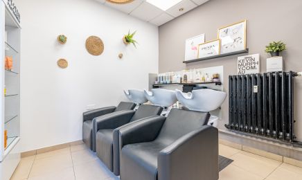 MÉGANE. HAIRSTYLIST - CLERMONT : Coiffeur à Clermont-Ferrand