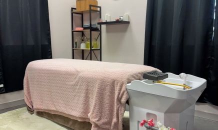 Maison Héra et L’Atelier head spa : Coiffeur à Rives
