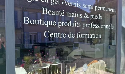 l’effet papill’ongle  : Manucure à Le Rheu