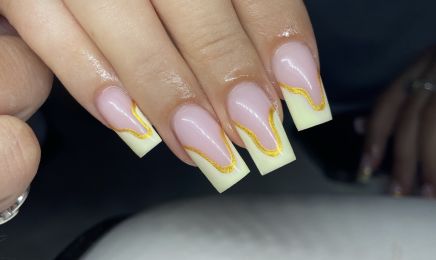 Brs Beauty  : Manucure à La Farlède