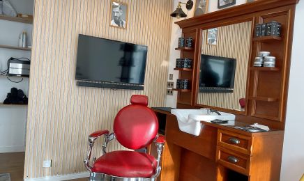 Ousmane Barber : Barbier à La Rochelle