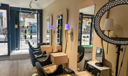 Maison YM Glam  : Manucure à Paris