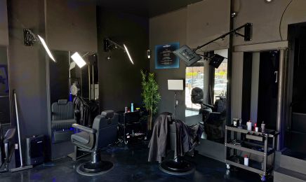A.G BARBER : Barbier à Ath