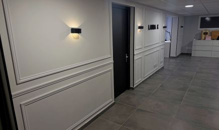 Laura K : Manucure à Tinqueux