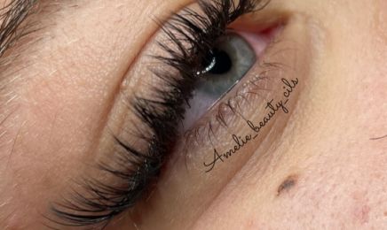 Amelie beauty cils : Manucure à Cébazat