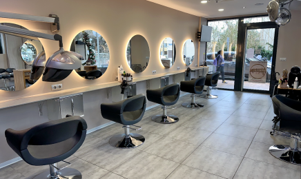 Essentiel Coiffure  : Coiffeur à Hyères