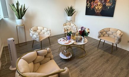 Lux beauty academy : Kosmetikstudio in Hamburg