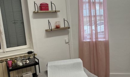 NAUGHTY GIRL : Manucure à Clermont-Ferrand