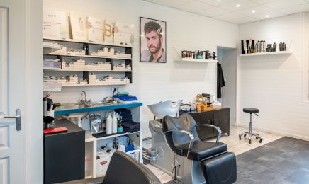 Le Salon du Lac : Barbier à Saint-Magne