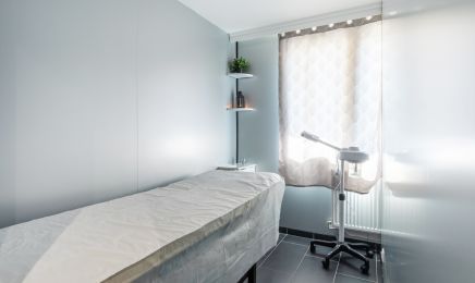 Naya Indienne beauté  : Manucure à Drancy