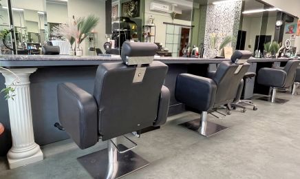 Friseur Antoine & Paola moda capelli: Kosmetikstudio in Karlsruhe