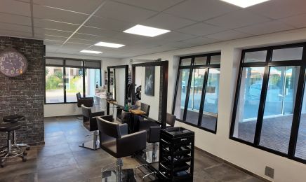 100% Beaute : Coiffeur à Saint-Estève