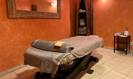 ADA Wellness-Massagen: Kosmetikstudio in Schorndorf