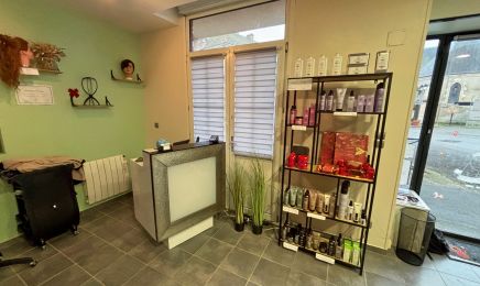 Les ciseaux de Cloë : Barbier à Oisseau-le-Petit