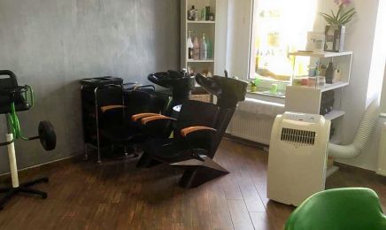 Nicole Werner KreHAARtiv: Barbershop in Leipzig