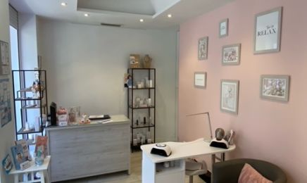 Douceur Cocooning : Manucure à Nice