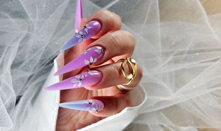 La fantasy des ongles  : Coiffeur à Marck
