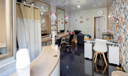 Les copines : Coiffeur à Nice