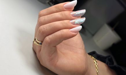 Les ongles d'Alexandra : Institut de beauté à Talence