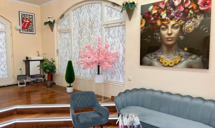 Miss Nails & Beauty : Nagelstudio in Ottobrunn