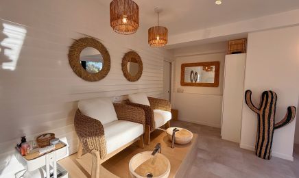 Maison Bridget : Manucure à Houilles