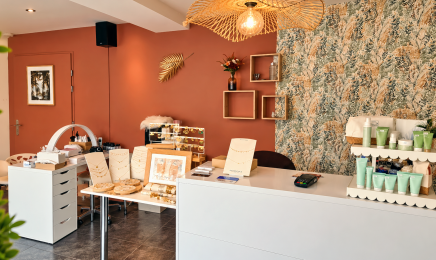 Charm Nails : Institut de beauté à Pont-Saint-Pierre