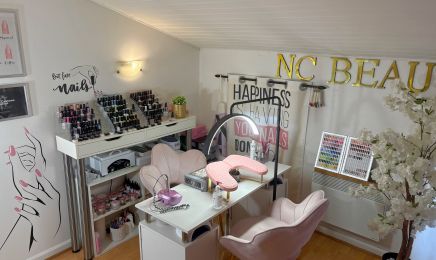 NC BEAUTY : Manucure à Marmande