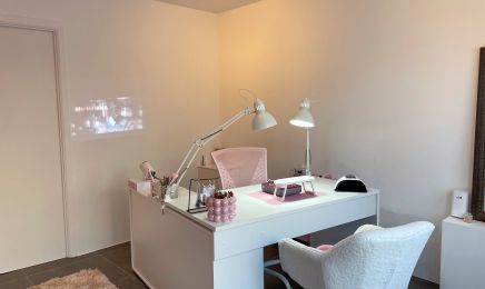 While nails  : Manucure à Fernelmont
