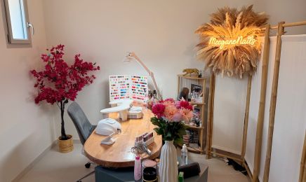 Meegane Nails : Manucure à Niort