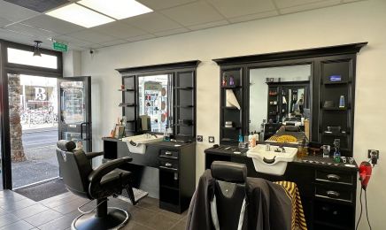 L’Artiste Coiffeur (Barber shop) : Barbier à Angers