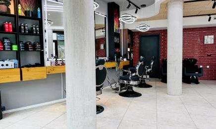 Salon Sidar: Kosmetikstudio in Stuttgart
