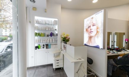 Lola Coiffure & Beauté Paris : Institut de beauté à Paris